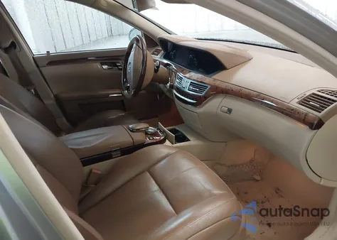 2007 Mercedes-Benz S 550 из США, поврежденный, VIN WDDNG71X07A081212